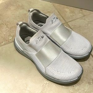 APL white/silver sneakers 7